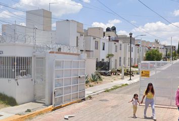 Casa en fraccionamiento en  Calle San Samael 5234, Santiago De Querétaro, Querétaro, México