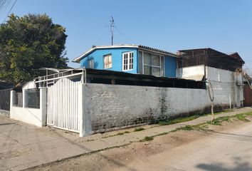 Casa en  Los Aromos, Cerro Navia, Chile