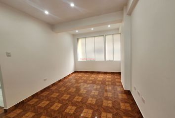 Departamento en  Jirón Huancavelica 520, Cercado De Lima, Perú