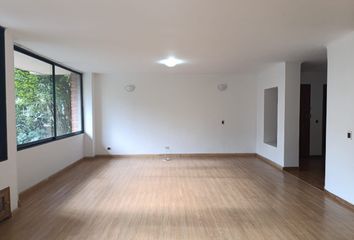 Apartamento en  El Tesoro, Medellín