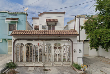 Casa en fraccionamiento en  Groenlandia 1025, Residencial Santa Fe, Sector, San Nicolás De Los Garza, Nuevo León, México