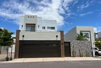 Casa en fraccionamiento en  Villa De Los Corceles, Hermosillo