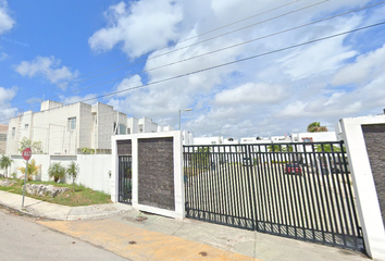 Casa en  Chinak Meru, Cancún, Quintana Roo, México