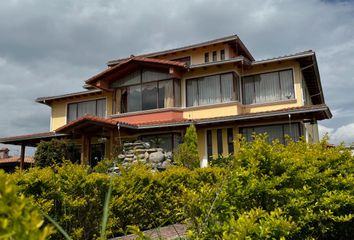 Casa en  Pasaje Baldeon Egar, Quito, Pichincha, Ecuador