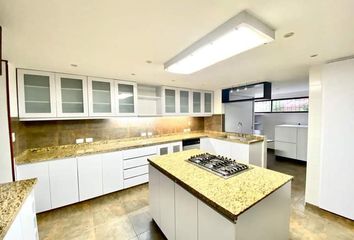 Apartamento en  Arboledas, Cali