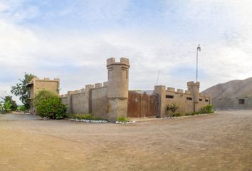 Casa en  Fundo Santa Maria, Quilmaná, Perú