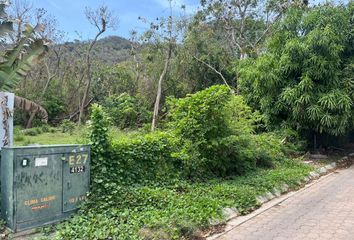 Lote de Terreno en  Paseo De Las Alondras, Ixtapa Zihuatanejo, Guerrero, México