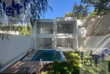 Casa en  Lomas De Cuernavaca, Tres De Mayo, Morelos, México