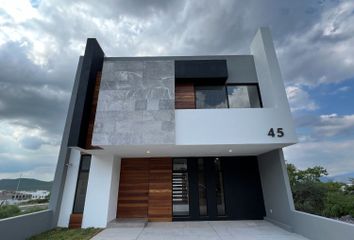Casa en fraccionamiento en  Santiago De Querétaro, Querétaro, México