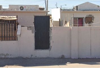 Casa en condominio en  Hacienda Cantalagua, Mexicali, Baja California, México