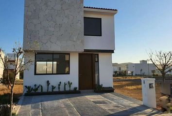 Casa en  Ciudad Maderas, Abeto, El Marqués, Querétaro, Mex