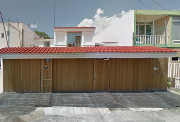 Casa en  Calle Acacia 7, Versalles, Tepic, Nayarit, México