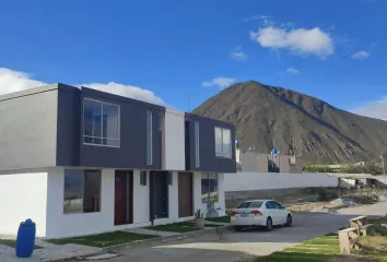 Casa en  2g2v+5f5, Quito, Ecuador