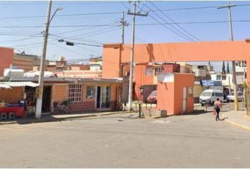 Casa en condominio en  Paseo De La Honestidad, Paseos De Chalco, Estado De México, México