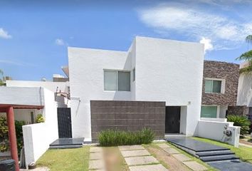 Casa en  Lago De Chapala 132, Cumbres Del Lago, 76230 Juriquilla, Qro., México