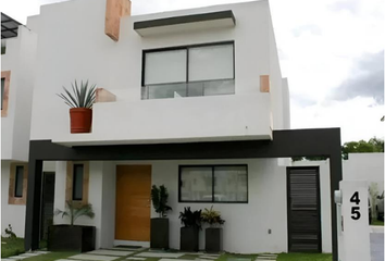 Casa en fraccionamiento en  Los Olivos, Los Olivos, Calle Sta. Fe 102, Santa Fé, 76230 Juriquilla, Qro., México