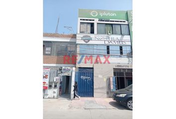 Local comercial en  Av. Alfredo Mendiola 6315, Los Olivos, Perú