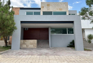 Casa en fraccionamiento en  Gran Jardin, León, Guanajuato, México