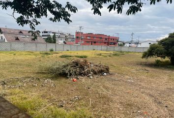 Terreno Comercial en  Tumbaco, Ecuador