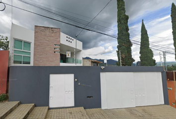 Casa en  Macedonio Alcalá 134, Agencia De Policia Guadalupe Victoria Sector 6, 68020 Oaxaca De Juárez, Oax., México