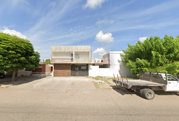 Casa en  Gral. Emiliano Zapata, Centro, 81200 Los Mochis, Sinaloa, México