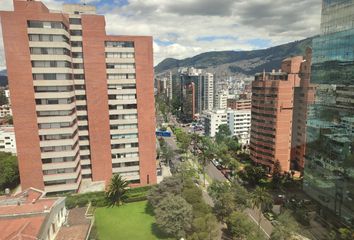 Departamento en  Avenida La Coruña, Quito, Ecuador