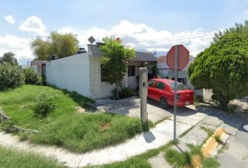 Casa en  Calle De La Construcción, Barrio De La Industria, Monterrey, Nuevo León, México