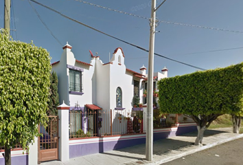 Casa en fraccionamiento en  La Capacha, San Pedro Tlaquepaque