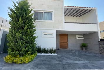 Casa en  Avenida La Vista 1197, Residencial La Vista, Santiago De Querétaro, Querétaro, México