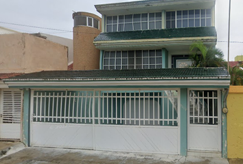 Casa en  Av A. López Mateos 217b, Petrolera, Coatzacoalcos, Veracruz, México