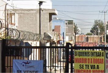 Casa en condominio en  Calle Bosques De Argentina 5a, Mz 004, Los Heroes Tecamac, Ojo De Agua, Estado De México, México