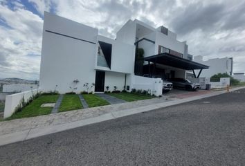 Casa en fraccionamiento en  Colinas De Juriquilla, Monte Elbrus, Juriquilla, Querétaro, México