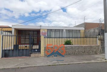 Casa en  Av. Alberto Varea Quevedo 2105, Ecuador