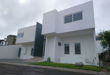 Casa en condominio en  Anillo Vial Fray Junípero Serra 3000, Fraccionamiento Misión De Conca, Santiago De Querétaro, Querétaro, México