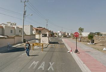 Casa en  Avilés, Paseos De Santiago, Coyula, Jalisco, México