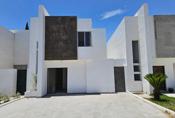 Casa en  Paseo Del Tornado, Residencial Senderos, 27018 Torreón, Coahuila De Zaragoza, México