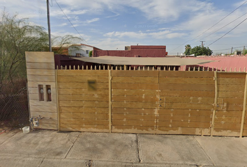 Casa en  Río Armería, Valle Dorado, Mexicali, Baja California, México