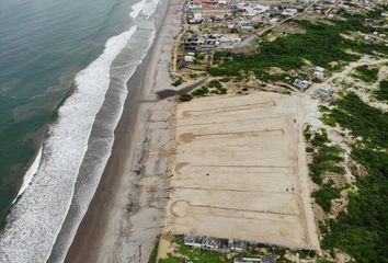 Terreno Comercial en  Cfrr+g2c, Engabao, Ecuador