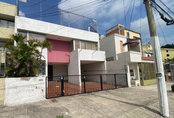 Casa en  Calle Cruz Del Sur 4445, La Calma, Zapopan, Jalisco, México