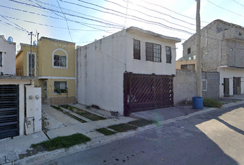 Casa en  Calle Mision De San Francisco, Misión De Huinala, Apodaca, Nuevo León, México