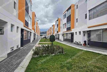 Casa en  Calderón, Quito