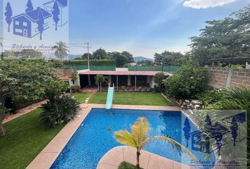 Casa en  Villas Del Descanso, Jiutepec, Morelos, México