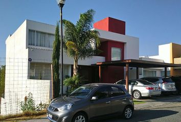 Casa en condominio en  Anillo Vial Fray Junípero Serra 3000, Fraccionamiento Misión De Conca, Santiago De Querétaro, Querétaro, México