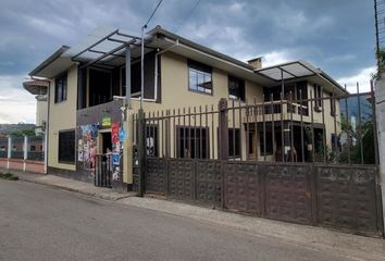 Casa en  El Cabo, Ecuador