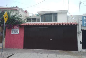 Casa en  Calle Isaac Newton 4105, Arboledas, Zapopan, Jalisco, México