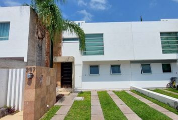 Casa en fraccionamiento en  Hacienda Santa Fe, León, Guanajuato, México