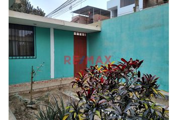 Casa en  Sta. Sofia 1044, San Martín De Porres, Perú