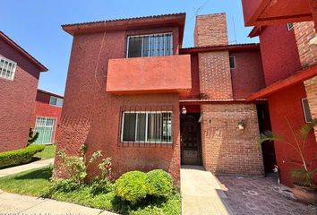 Casa en fraccionamiento en  Calesa, Santiago De Querétaro, Querétaro, México