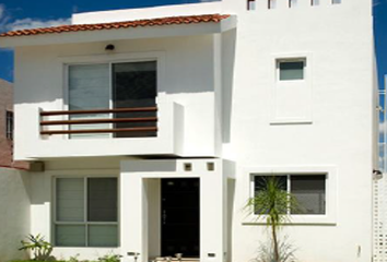 Casa en condominio en  Real Almena, Avenida Tikal Sm 40, Cancún, Quintana Roo, México