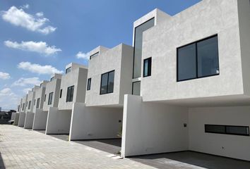 Casa en fraccionamiento en  San Bernardino Tlaxcalancingo, San Andrés Cholula